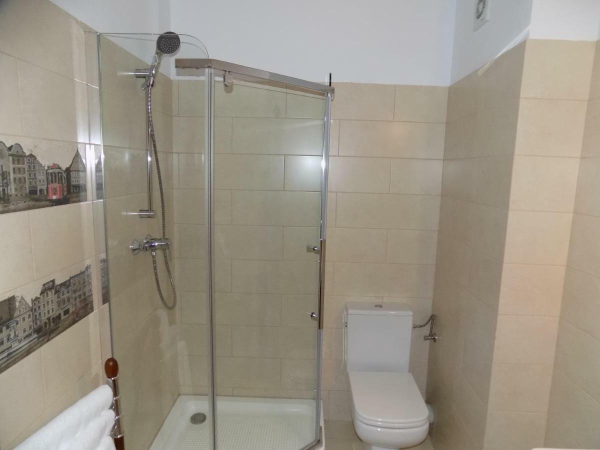 Tango Margo Hotel Valea Lupului  Luaran gambar